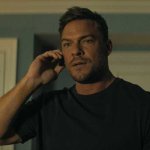 Jack Reacher on the phone