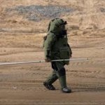 EOD with explosive pole