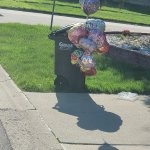 balloons garbage can