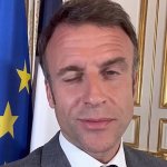 Macron blink