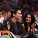 Kyliee courtside timothee