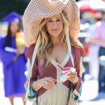 Carries hat