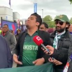 O bhai mujhe maaro GIF Template
