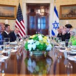 Trump at WH dinner Orange Face apostles
