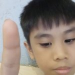 Kid point up meme