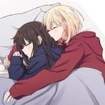 Lycoris Recoil cuddle
