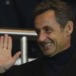 Sarkozy casse-toi pauvre con