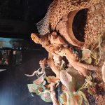 Bombastic lizard