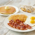 breakfast from huddle house