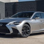 2025 Lexus LS meme