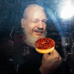 OIY GIBBE DA PUSSY BOSS!