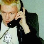 elliott smith holding a phone