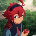 Mercurian introvert sees a tomato for the first time meme