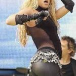 Shakira hot