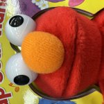 Disoriented Elmo