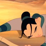 Shang Taking Weight From Mulan