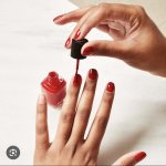 Painting finger nails