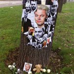 "ITS NOT DIDDLING ITS THERAPY"