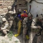 5 soldiers and clown