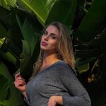 Tall Gorgeous White Slavic Girl From Dubai