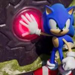 Sonic goes to CyberSpace GIF Template