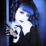 mana peeking around the corner