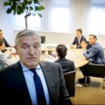 Buma leaves governmental talks