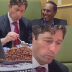 Mineapolis Mayor eating Somali food