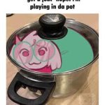 playing in da pot ralsei meme