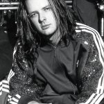 Jonathan Davis' bad day :(