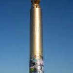 Trump golden monument obelisk