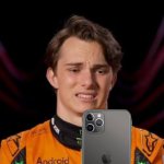 Oscar cringing at phone template