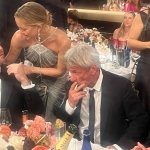 Sean Penn smoking at Golden Globes