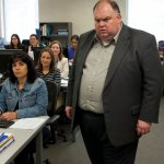 Stone Fat Boy Office workers Boss snicker laughing