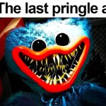 Huggy jump scaring player meme