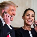 Claudia y Trump en llamada