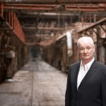 Colin Mochrie in a place