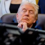 Trump sleeping oval office white house Nodfather Sleepy Donnie