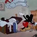 Mickey packing GIF Template