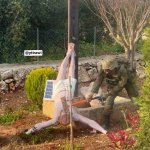 Israeli soldier destroys Jesus statue in Lebanon meme