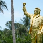 Golden Trump Statue