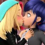 Zoe Kissing Marinette