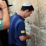 Messi at the wall