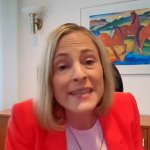 rich woman tries to explaining herself