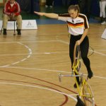 Auf Fahrrad abhitlern