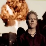 Dexter Holland explosion meme