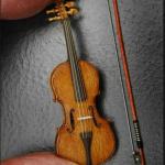 Smallest violin