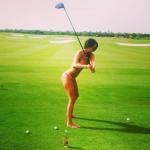 Amanda golfs