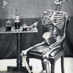 Waiting skeleton