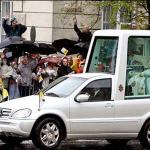 Popemobile 